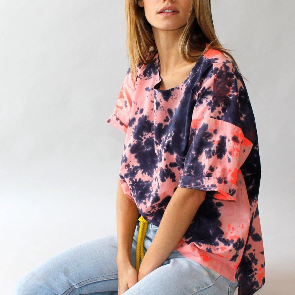 100% cotton Tie Dye Sunset Tee by Cali Dreaming‎ - XS (oversized)